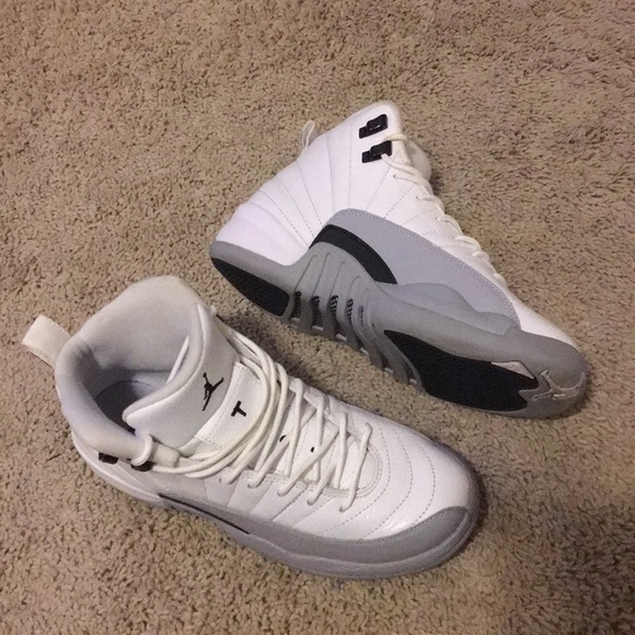 Jordan Shoes - Jordan 12 Retro Kids size